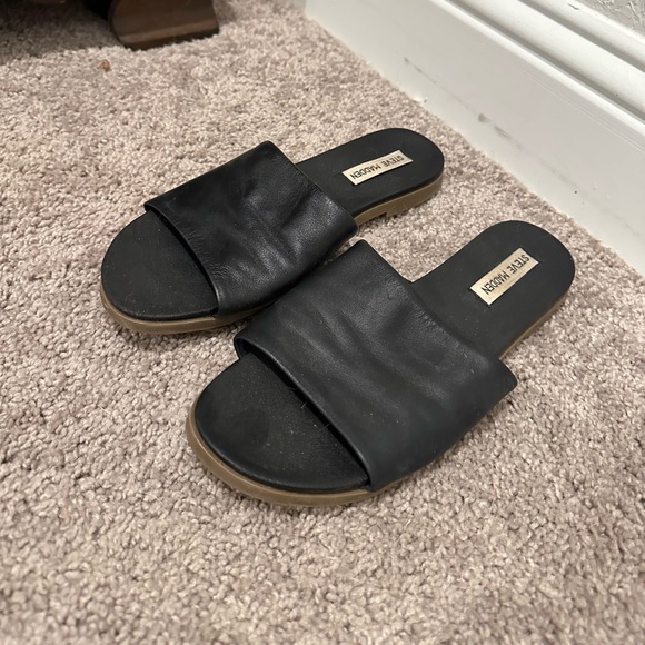 Steve Madden slide sandals - Picture 1 of 2